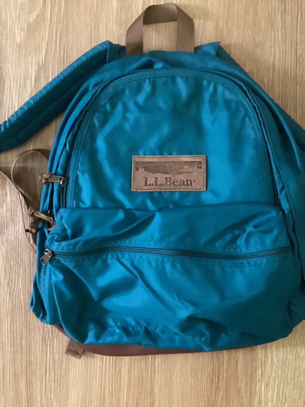 L.L. Bean Backpack & Leather Blanket Strap Bedroll Hiking Outdoor Green Leather - Picture 2 of 14